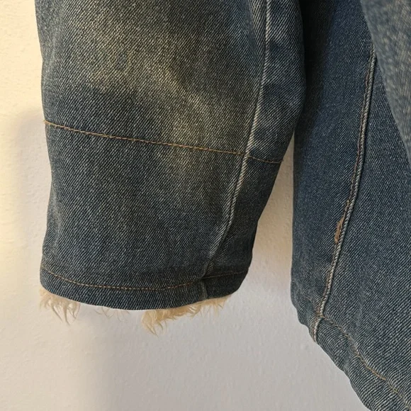 Vintage Braetan Denim Jacket with Faux Fur Trim - Picture 7 of 8